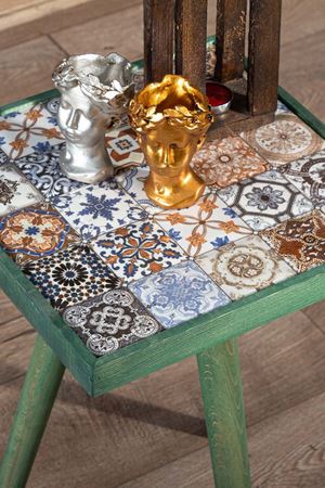 32x32 Cm Tile Patterned Coffee Table GREEN