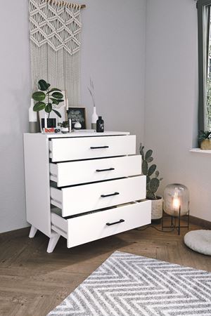 27-02-01 Dresser With Legs WHITE