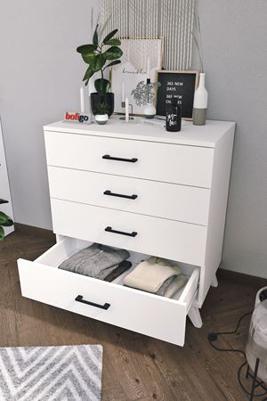 27-02-01 Dresser With Legs WHITE