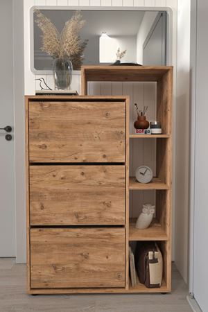 18-04-02 Lego Shoerack PINE